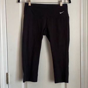 Nike Crops